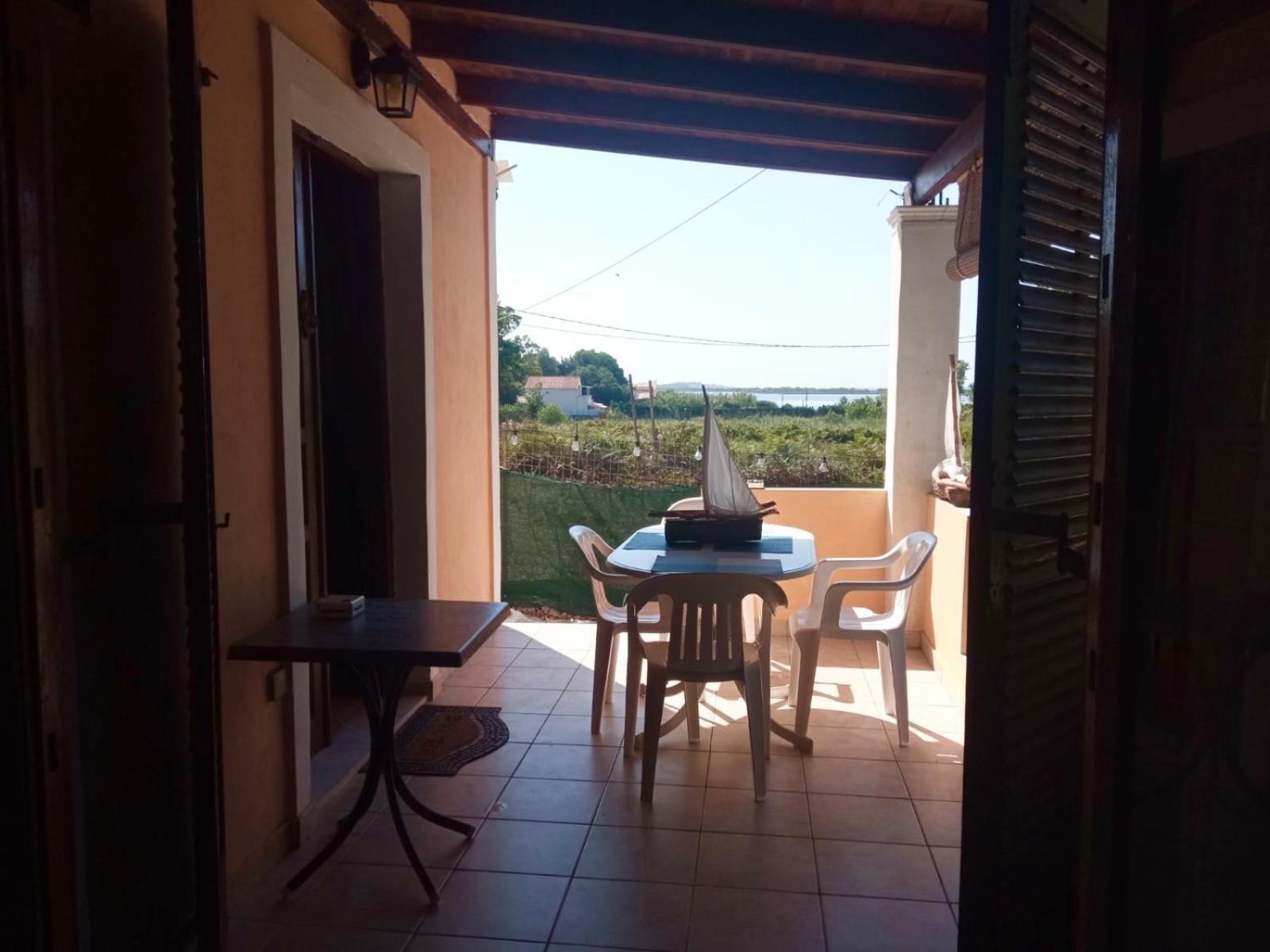Marina House Next To Halikounas Beach 外观 照片