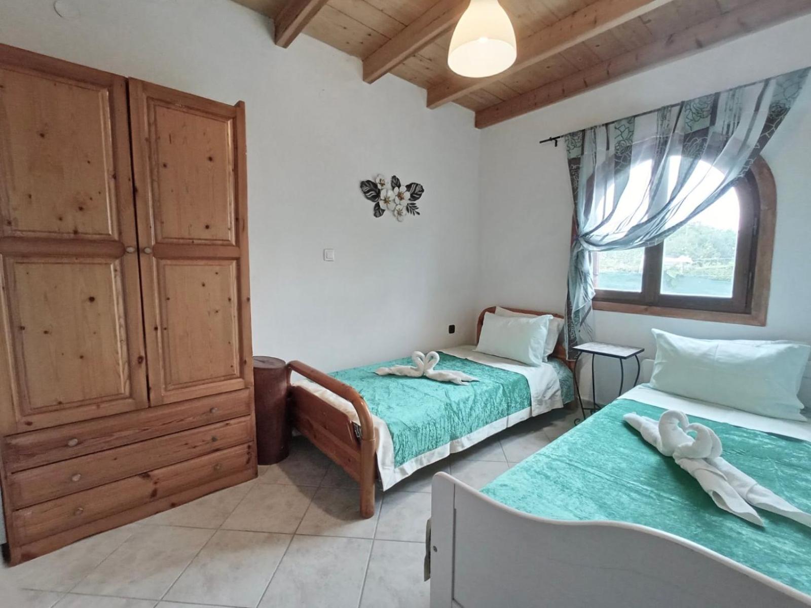 Marina House Next To Halikounas Beach 外观 照片